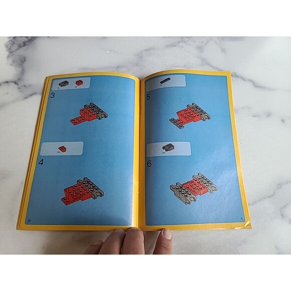 Lego Creator 5764 Rescue Robot Building 3 in 1 Instruction Manual Only 2011 - Picture 4 of 7